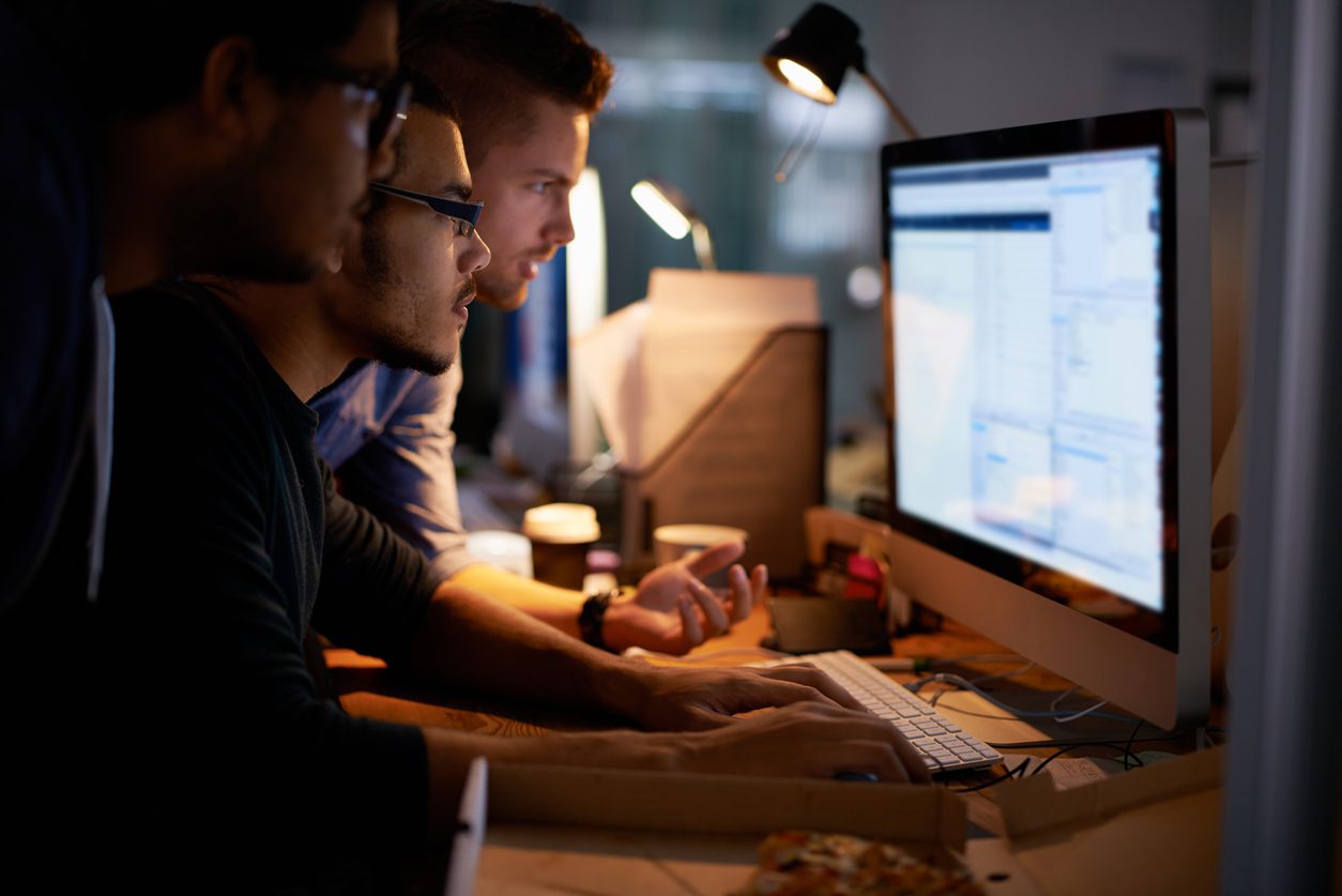 This problem is going to need everyone's imput Cropped shot of a group of young coworkers working in a dimly-lit officehttp://195.154.178.81/DATA/i_collage/pi/shoots/783867.jpg